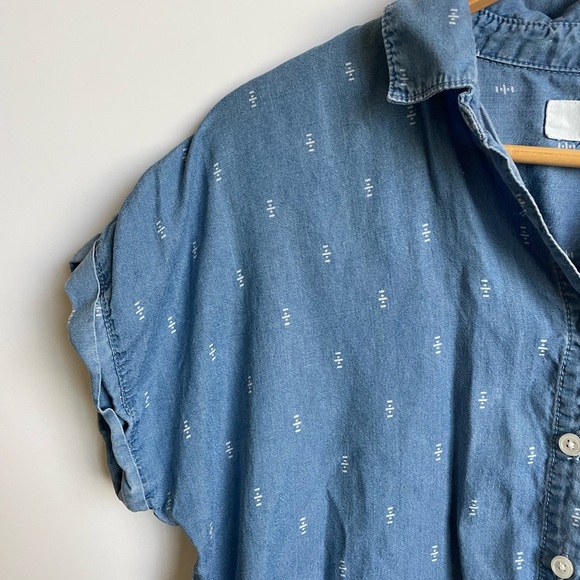 Denim button up top - Picture 4 of 8